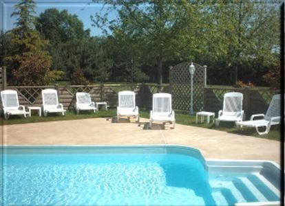 Le Charollais Motel Restaurant Contact-Hotel Vitry-en-Charollais ภายนอก รูปภาพ