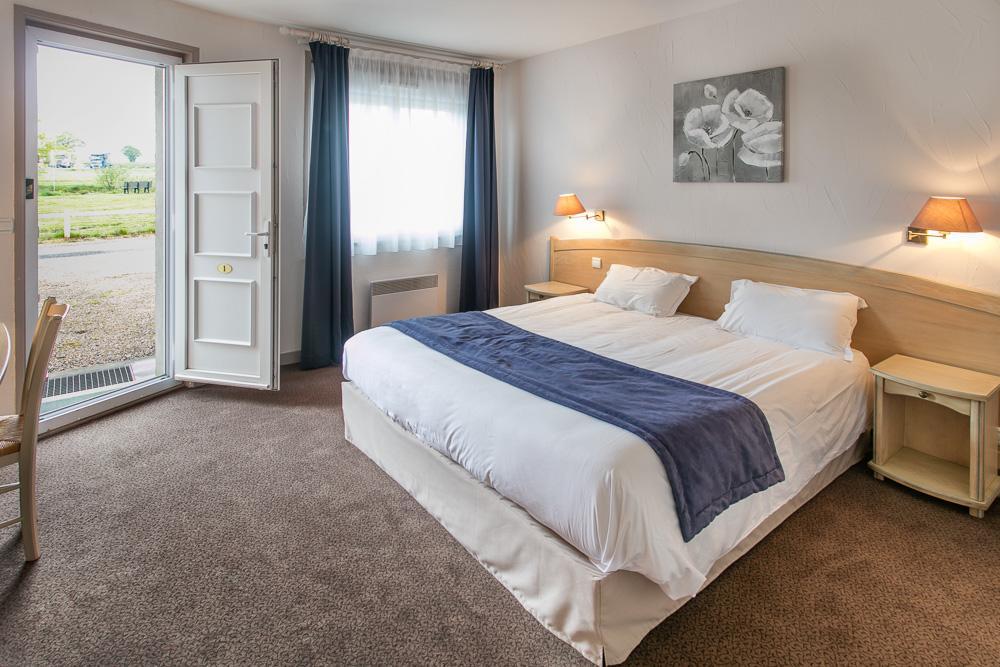 Le Charollais Motel Restaurant Contact-Hotel Vitry-en-Charollais ภายนอก รูปภาพ